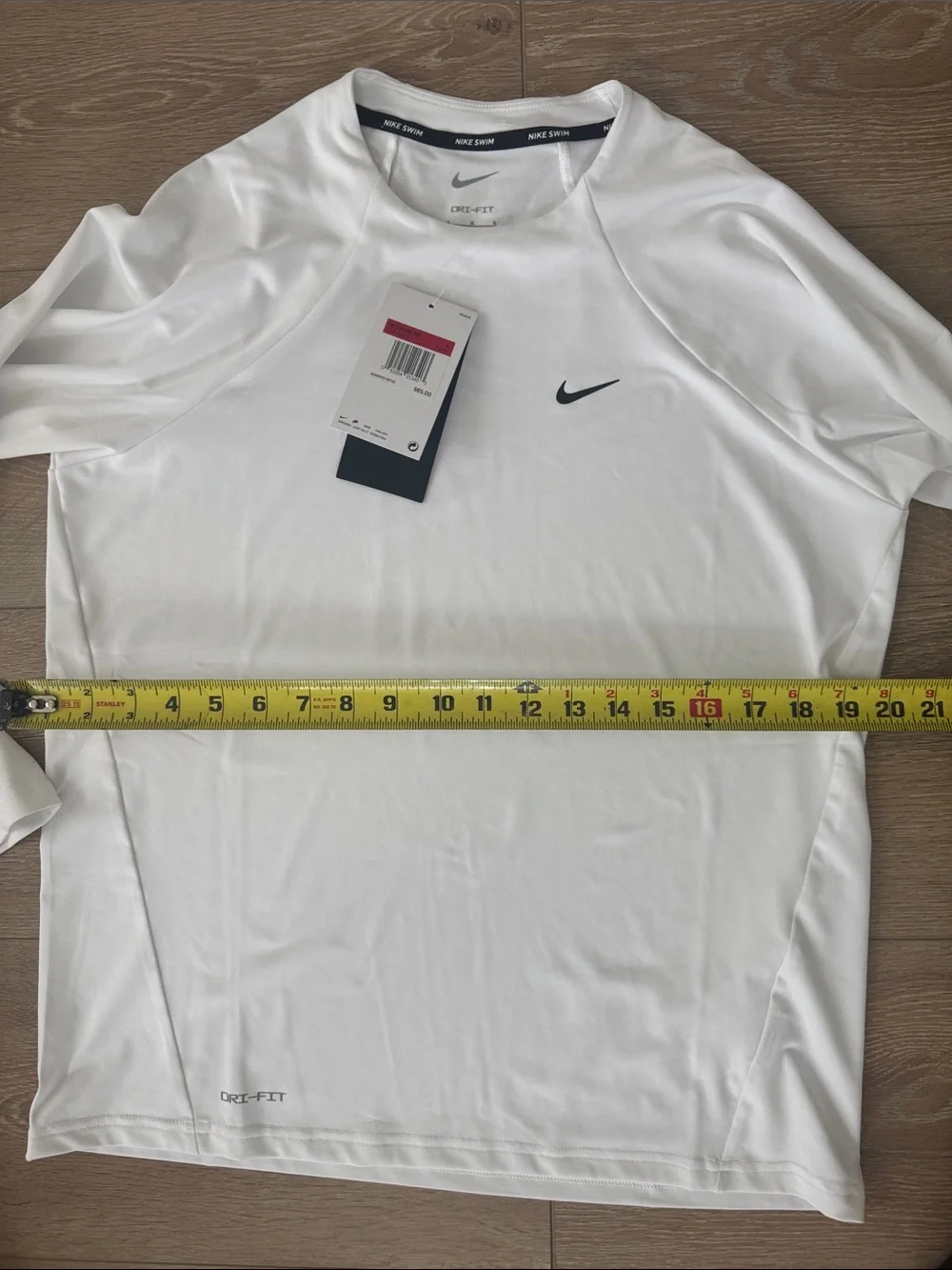 NWT Nike SWIM‎ White Long-Sleeve Dri-FIT SPF 40 Top with Black Swoosh